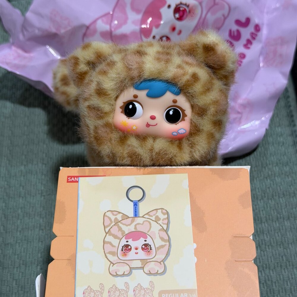 Cute Kitten Samuel San Xiao Mao (cute moment ) plush toy keychain NIB